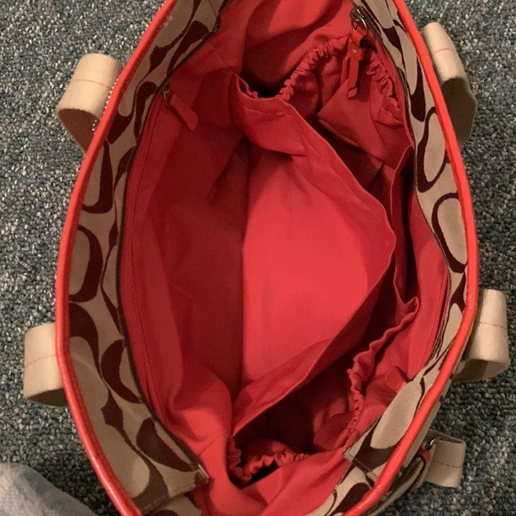 Coach purse with cross body handle - Picture 5 of 7